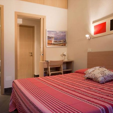La Sella Del Diavolo Guest House กาญารี ภายนอก รูปภาพ
