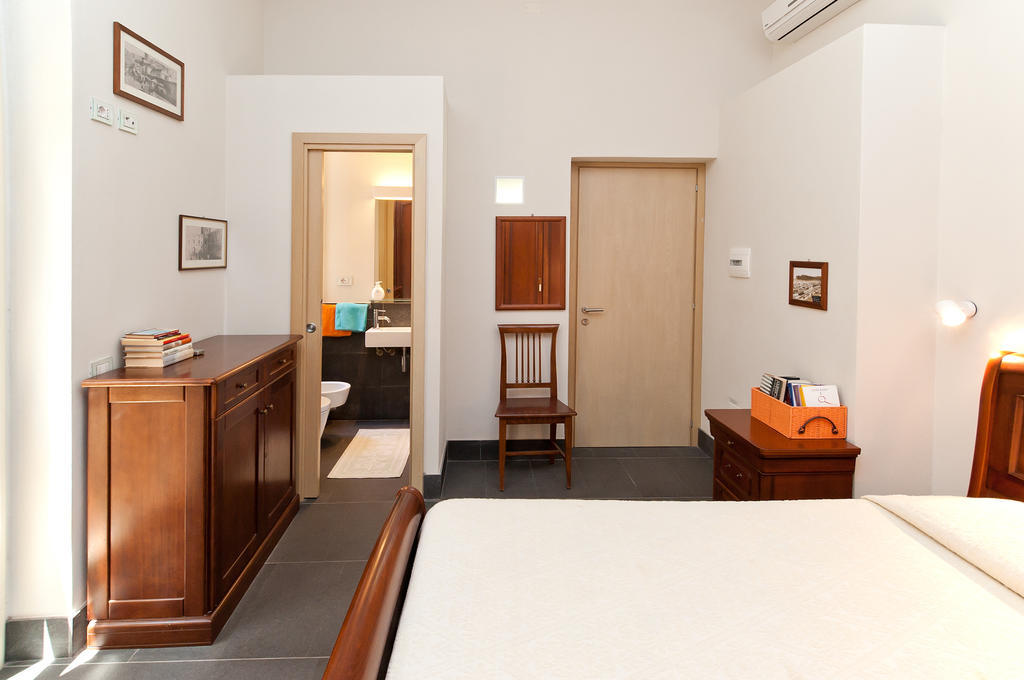 La Sella Del Diavolo Guest House กาญารี ห้อง รูปภาพ